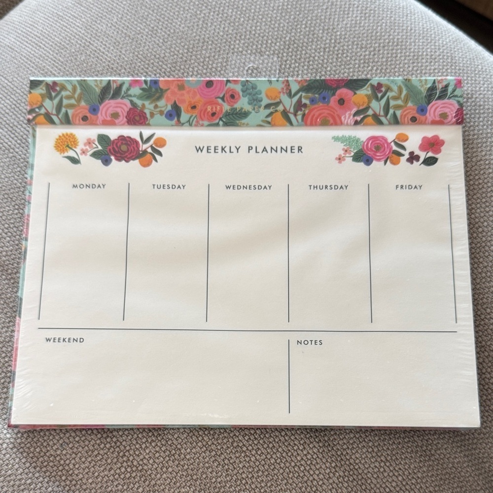 Rifle Paper Co. Weekly Desk Planner